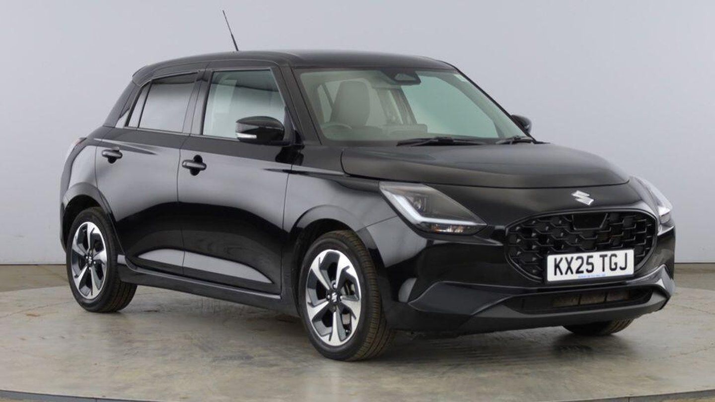 2025 Suzuki Swift ULTRA, photo 1